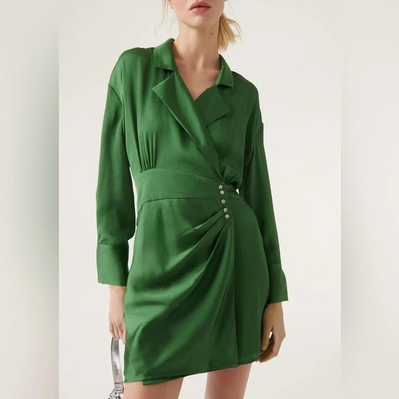 ba&sh
Falla Faux Wrap Mini Dress
Size 1 (ba&sh sizing) small - Picture 3 of 13